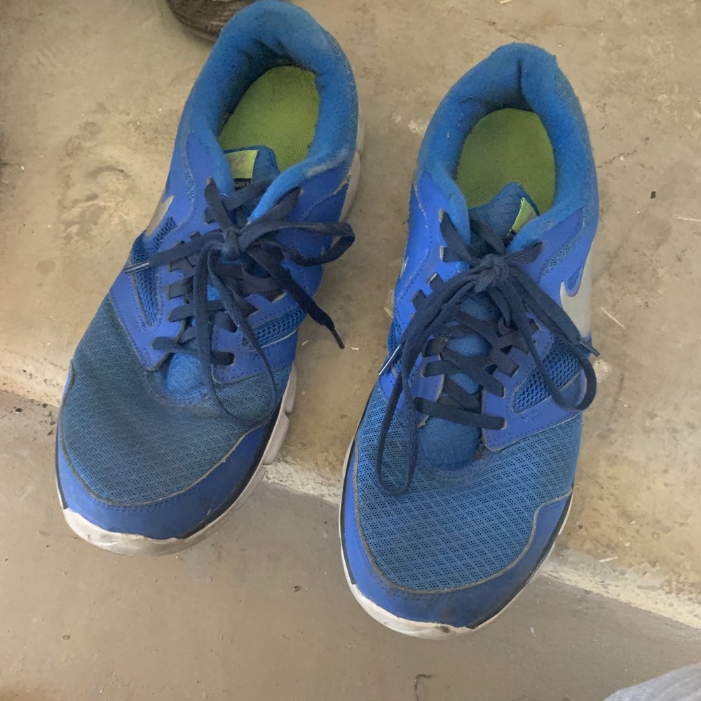 Mens Nike Tennis Shoes